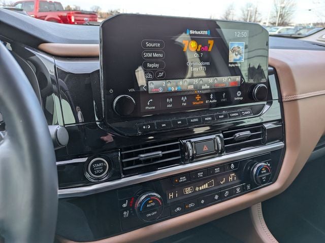 2023 Nissan Pathfinder Platinum