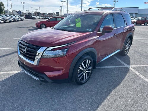 2024 Nissan Pathfinder Platinum