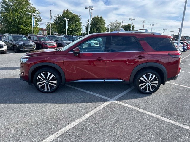 2024 Nissan Pathfinder Platinum