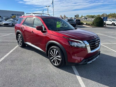 2024 Nissan Pathfinder Platinum