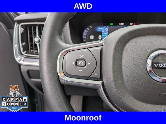 2024 Volvo S60 B5 Core Dark Theme