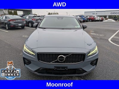 2024 Volvo S60 B5 Core Dark Theme