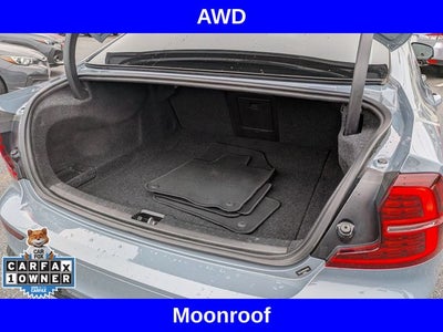 2024 Volvo S60 B5 Core Dark Theme