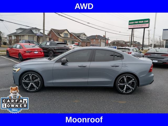 2024 Volvo S60 B5 Core Dark Theme