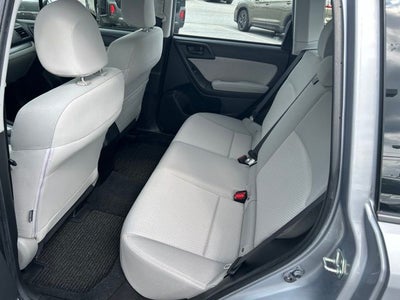 2015 Subaru Forester 2.5i