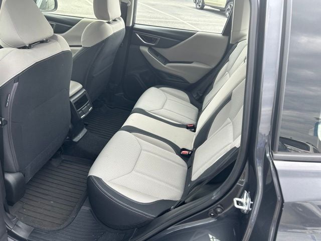 2023 Subaru Forester Base