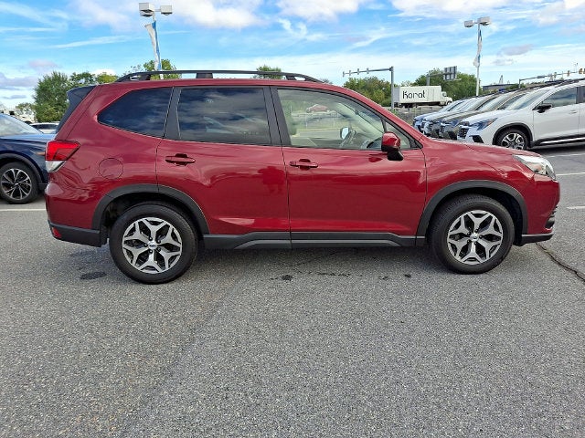 2024 Subaru Forester Premium