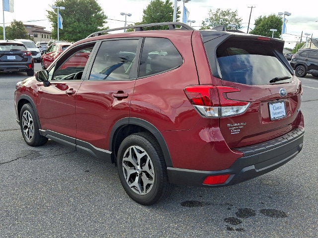 2024 Subaru Forester Premium