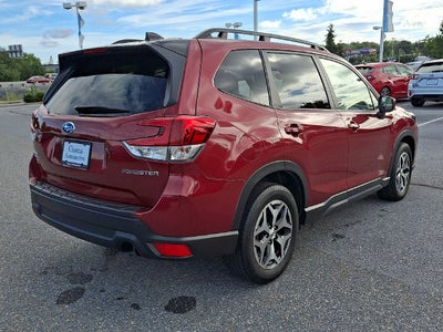 2024 Subaru Forester Premium