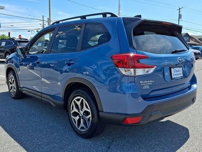 2024 Subaru Forester Premium