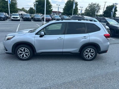 2024 Subaru Forester Premium