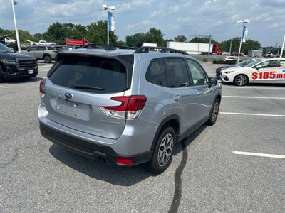 2024 Subaru Forester Premium