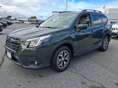 2023 Subaru Forester Premium