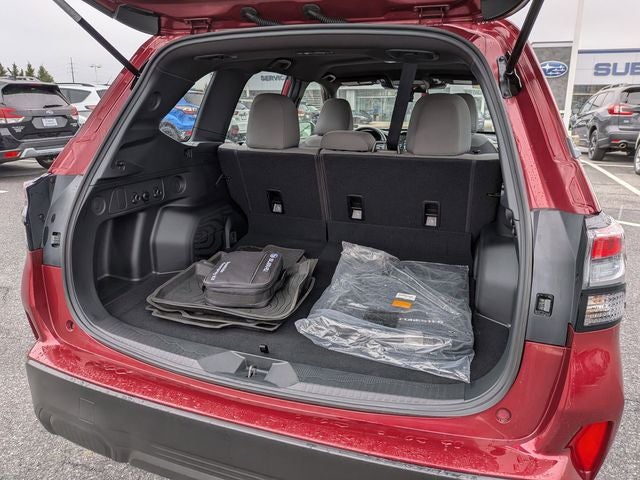 2025 Subaru Forester Base
