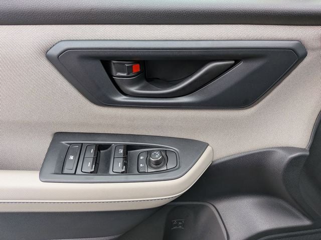 2025 Subaru Forester Base