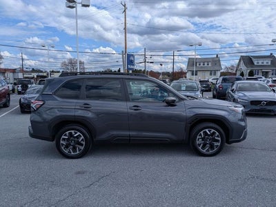 2025 Subaru Forester Premium