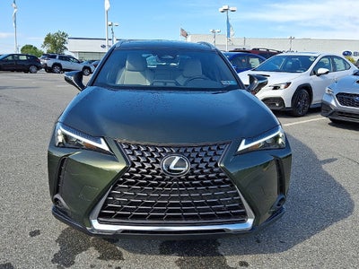 2025 Lexus UX 300h Premium