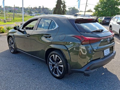 2025 Lexus UX 300h Premium