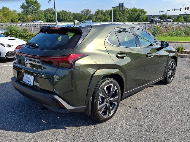 2025 Lexus UX 300h Premium