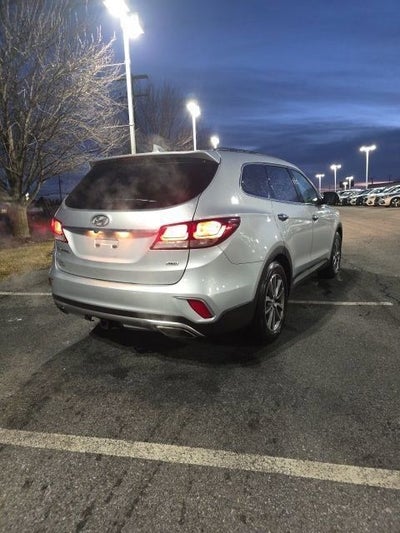 2017 Hyundai Santa Fe SE