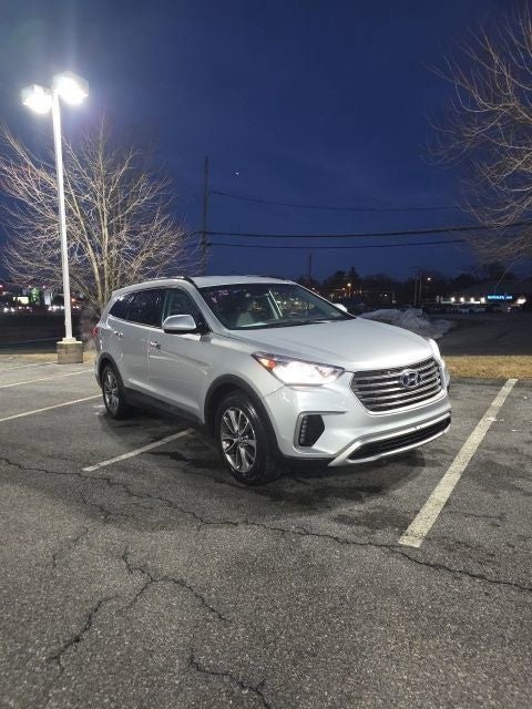 2017 Hyundai Santa Fe SE