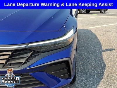 2024 Hyundai Elantra SE