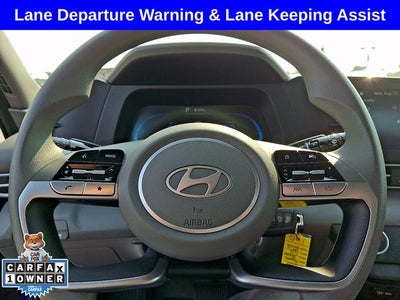 2024 Hyundai Elantra SE