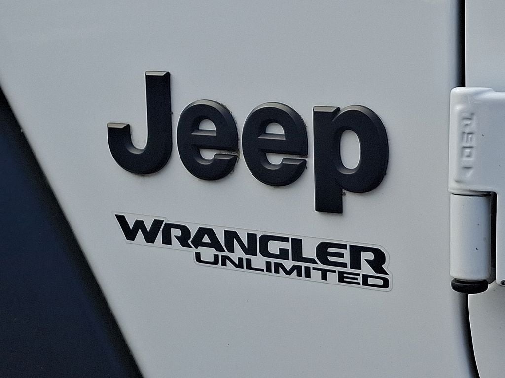 2022 Jeep Wrangler Unlimited Willys