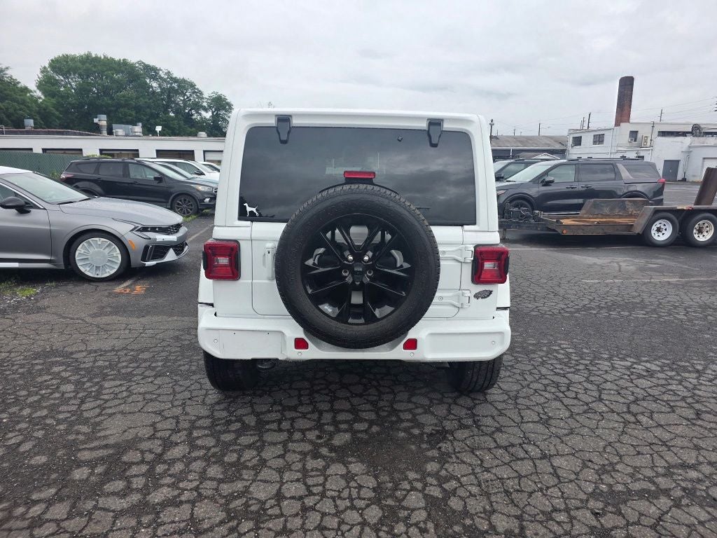 2022 Jeep Wrangler Unlimited Sahara High Altitude