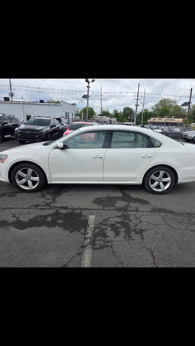 2015 Volkswagen Passat 1.8T SE