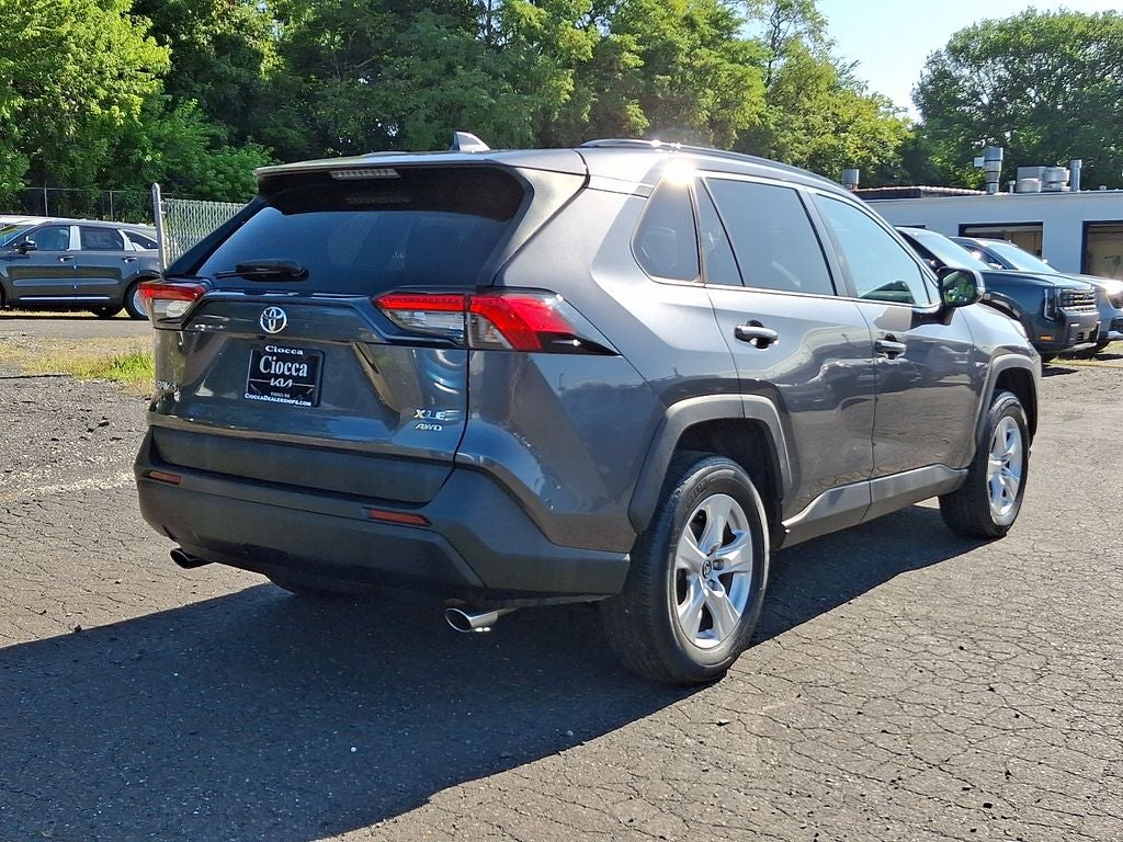 2020 Toyota RAV4 XLE