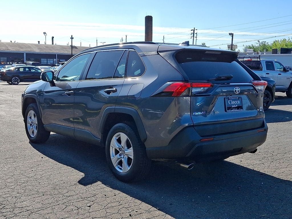 2020 Toyota RAV4 XLE