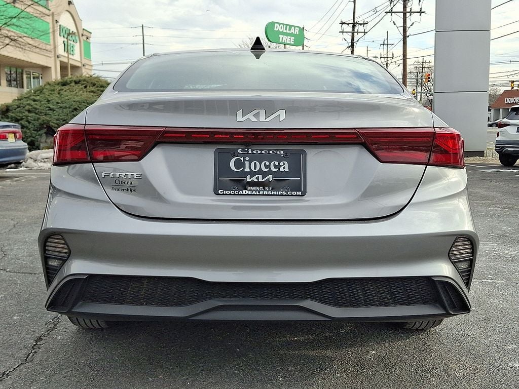 2023 Kia Forte LXS