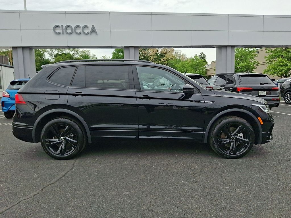 2024 Volkswagen Tiguan 2.0T SE R-Line Black