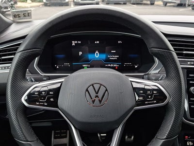 2024 Volkswagen Tiguan 2.0T SE R-Line Black