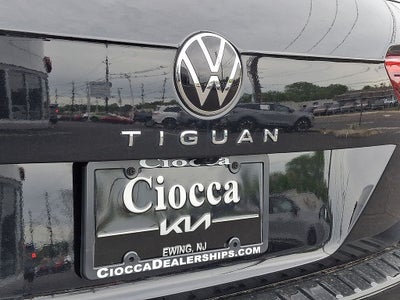 2024 Volkswagen Tiguan 2.0T SE R-Line Black
