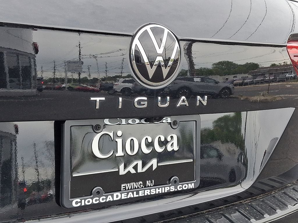 2024 Volkswagen Tiguan 2.0T SE R-Line Black