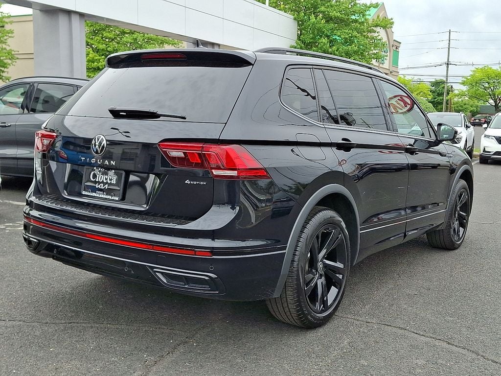 2024 Volkswagen Tiguan 2.0T SE R-Line Black