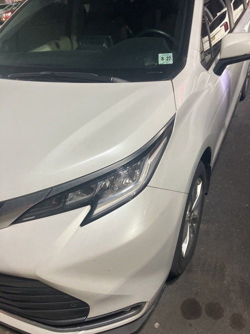 2022 Toyota Sienna Limited 7 Passenger