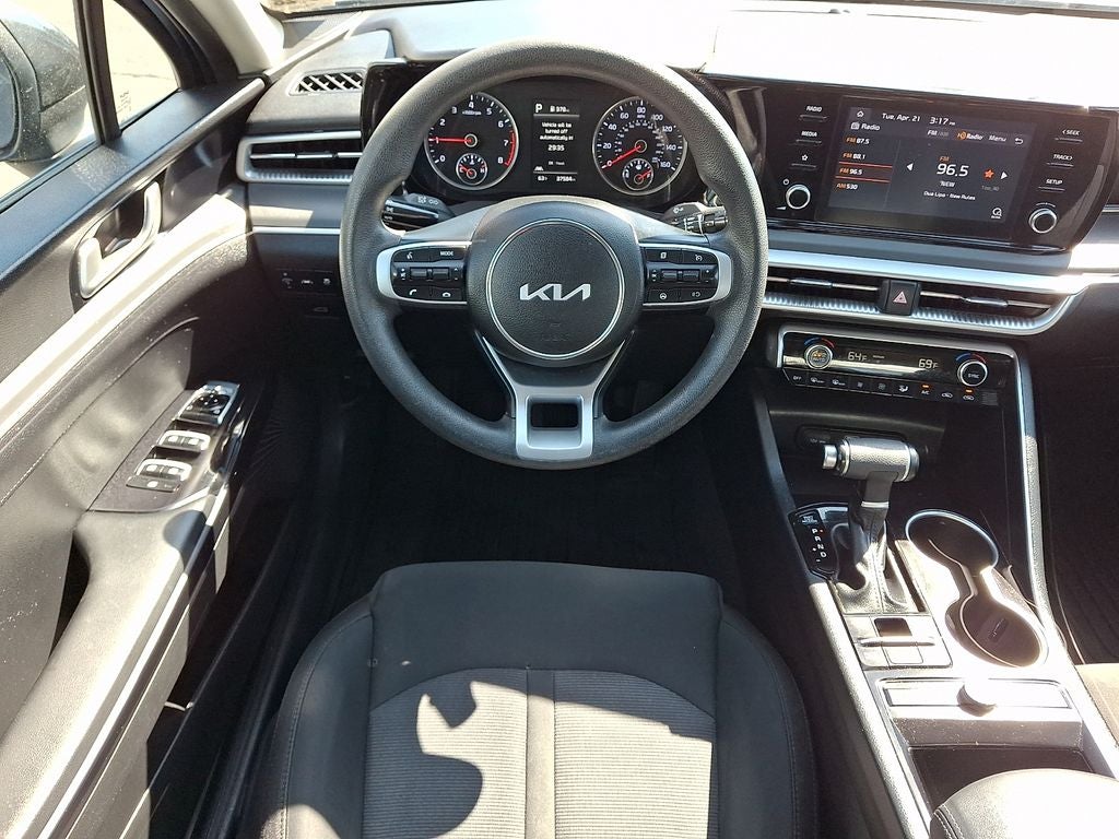 2023 Kia K5 LXS