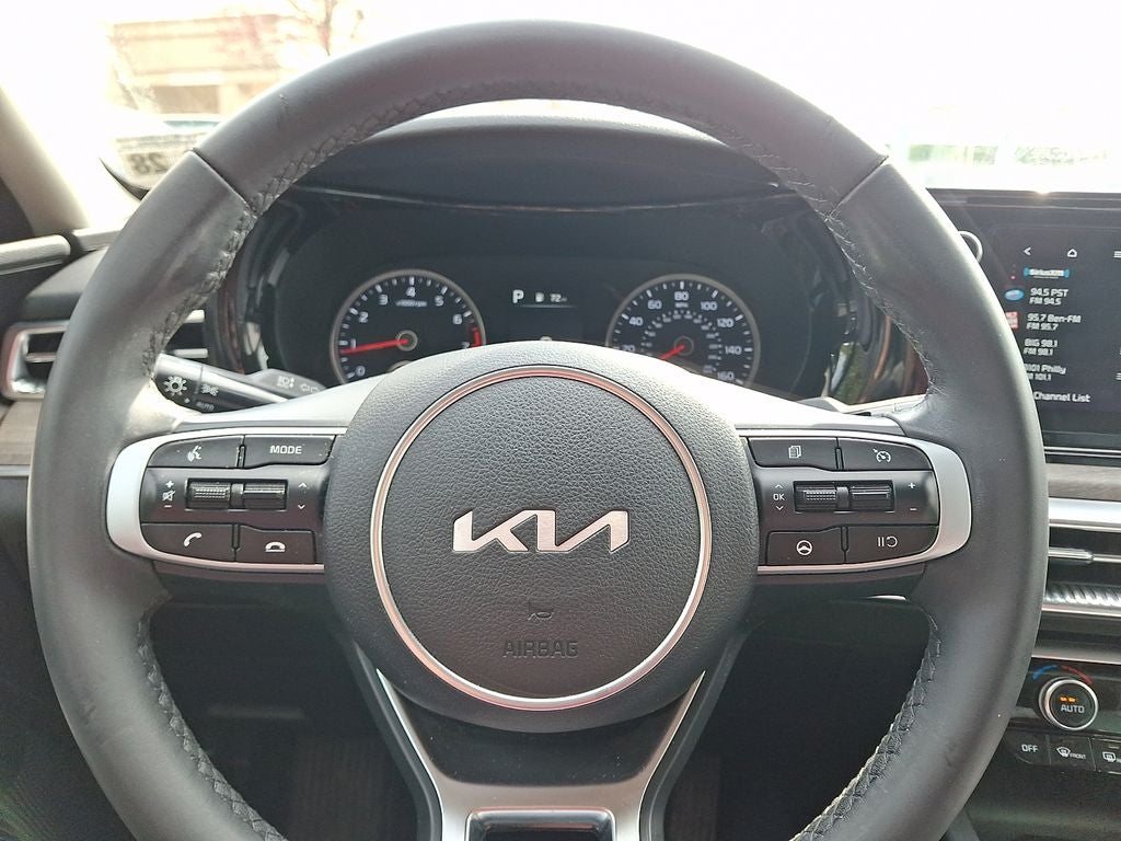 2023 Kia K5 EX