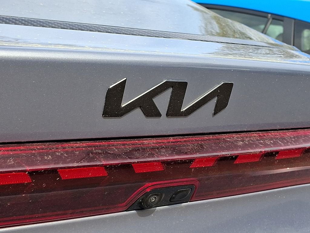 2023 Kia K5 EX