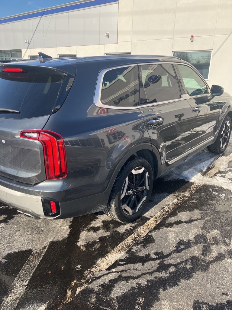 2023 Kia Telluride S