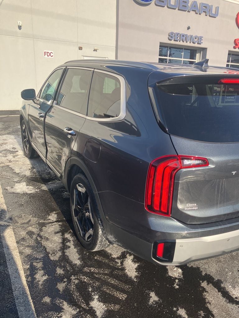 2023 Kia Telluride S