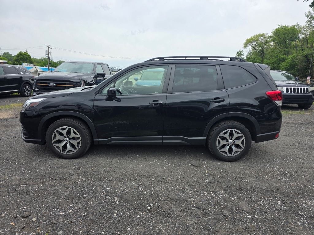 2022 Subaru Forester Premium