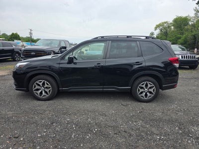 2022 Subaru Forester Premium