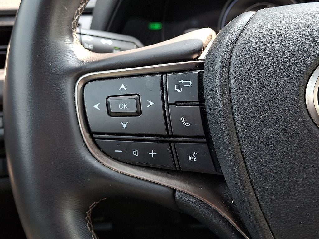 2021 Lexus UX 250h Base