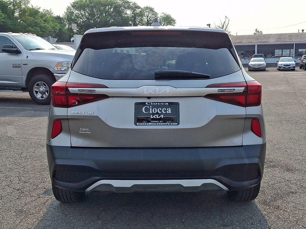 2023 Kia Seltos LX