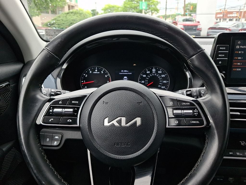 2023 Kia Seltos S