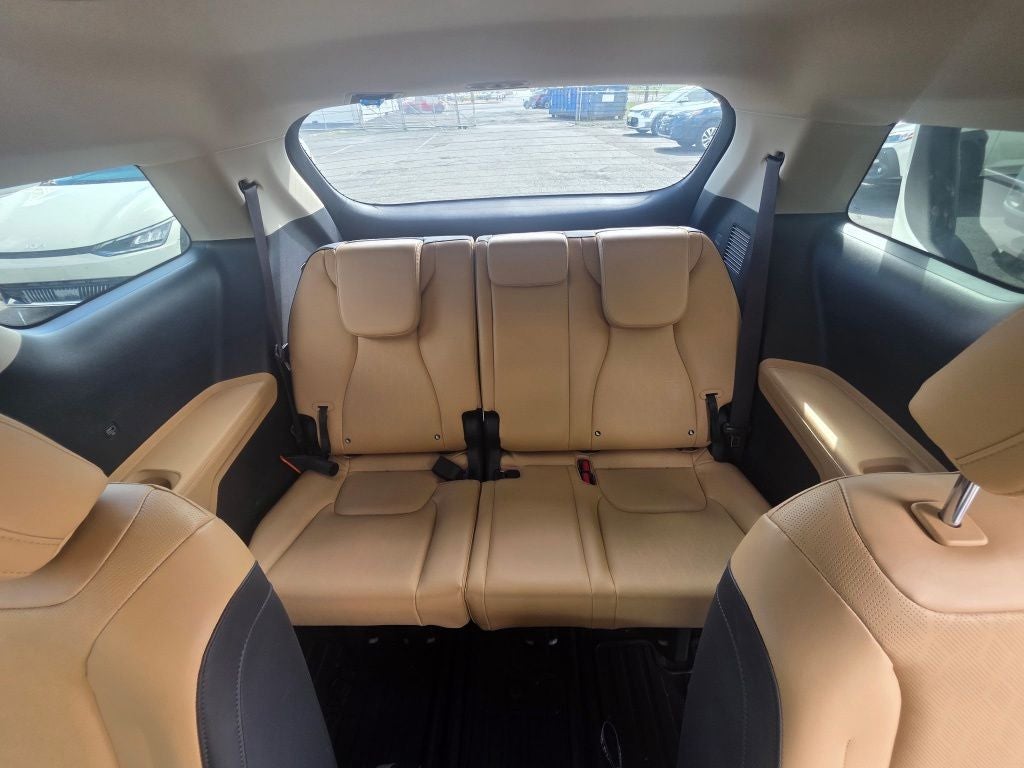 2024 Kia Carnival LX